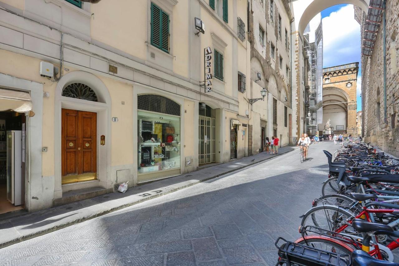 Lullaby Suite Near Palazzo Vecchio And Piazza Signoria -Hosted By Sweetstay Florence Exterior photo